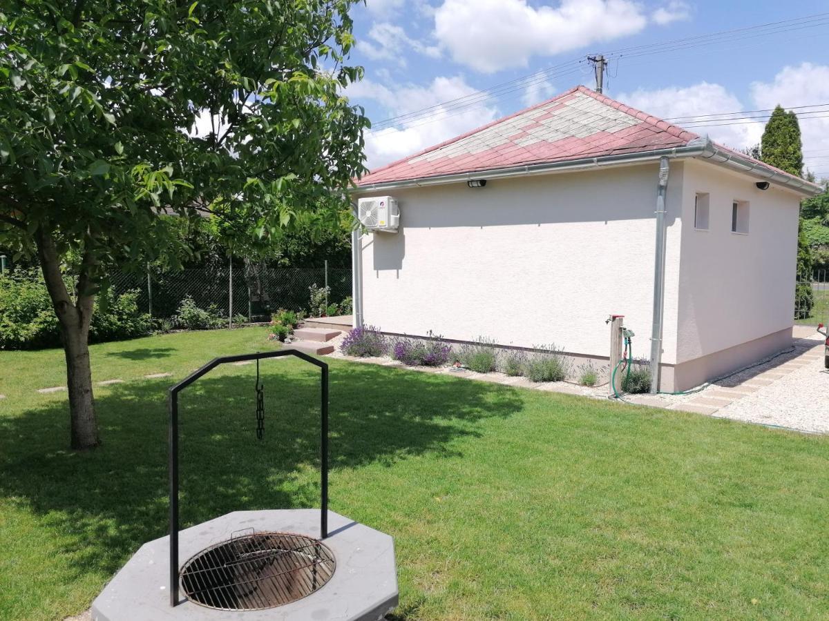 Levélke Mini Apartman Gárdony Esterno foto
